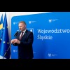  Przekazanie umówy partnerskich i porozumień o współpracy. fot. Tomasz Żaki / UMWS 